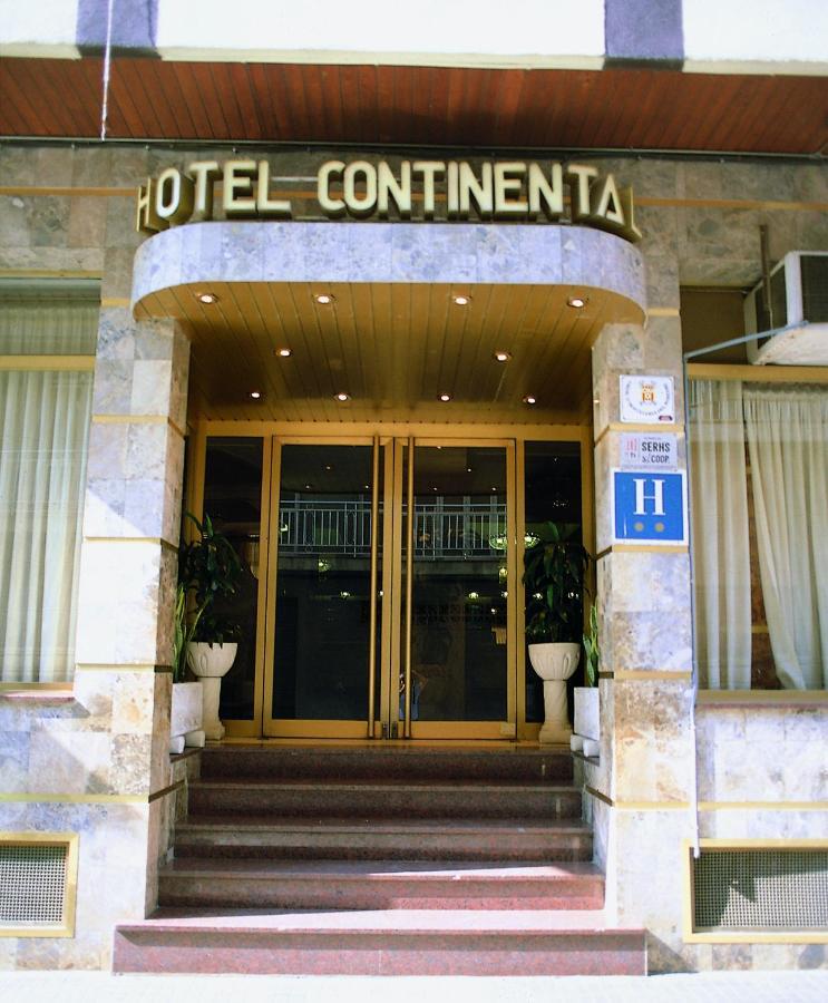 Hotel Continental Calella Bagian luar foto